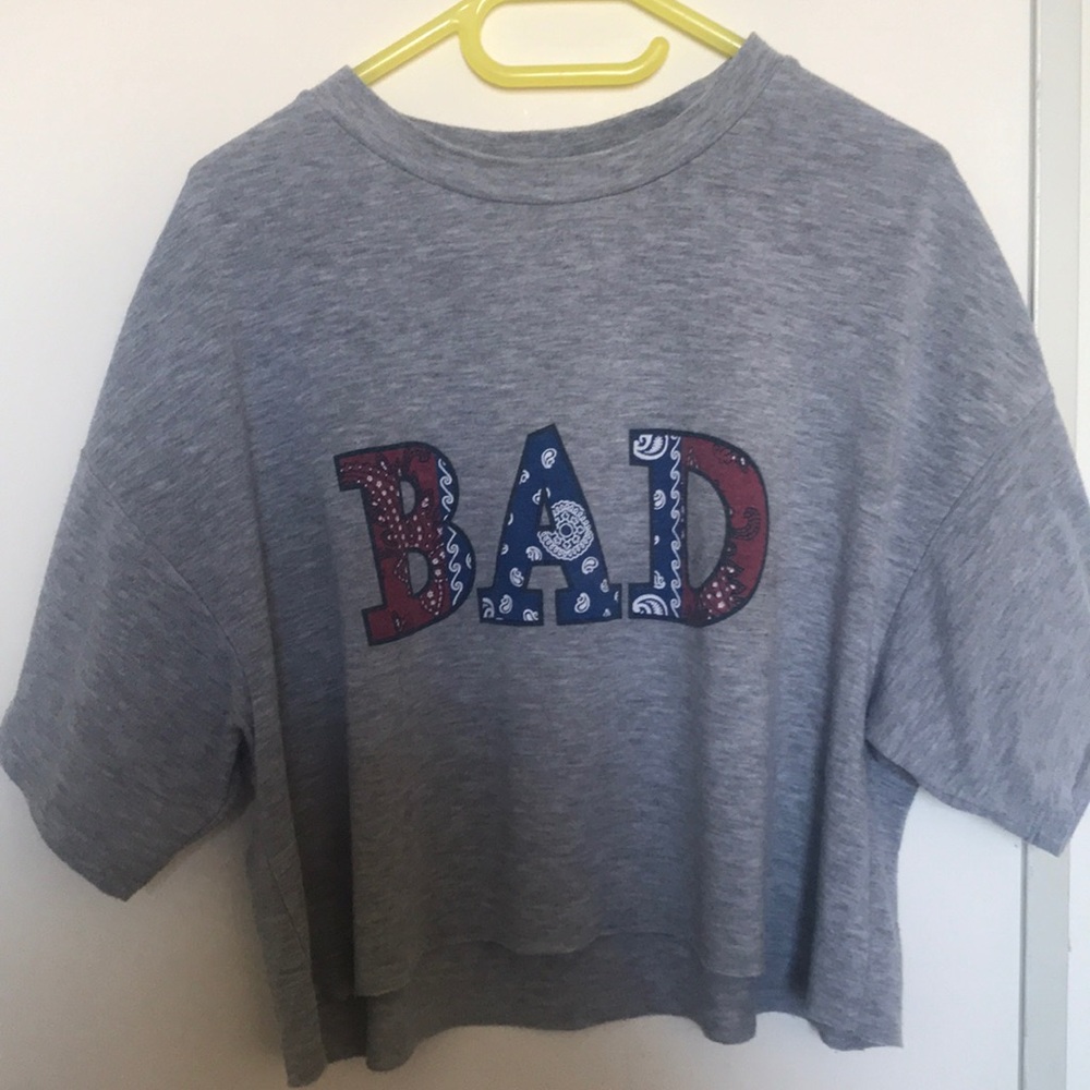 grey cropped top